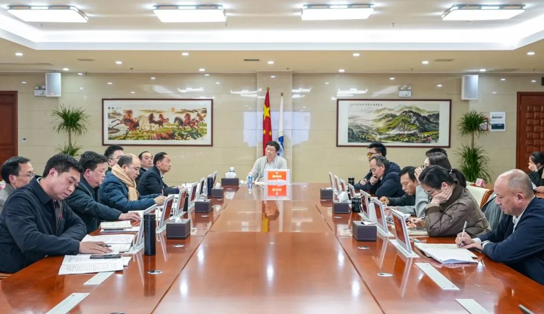 81286