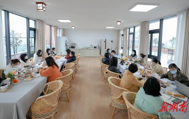 打造温情茶歇 彰显人文关怀 湖南信息学院教师茶歇室正式开放